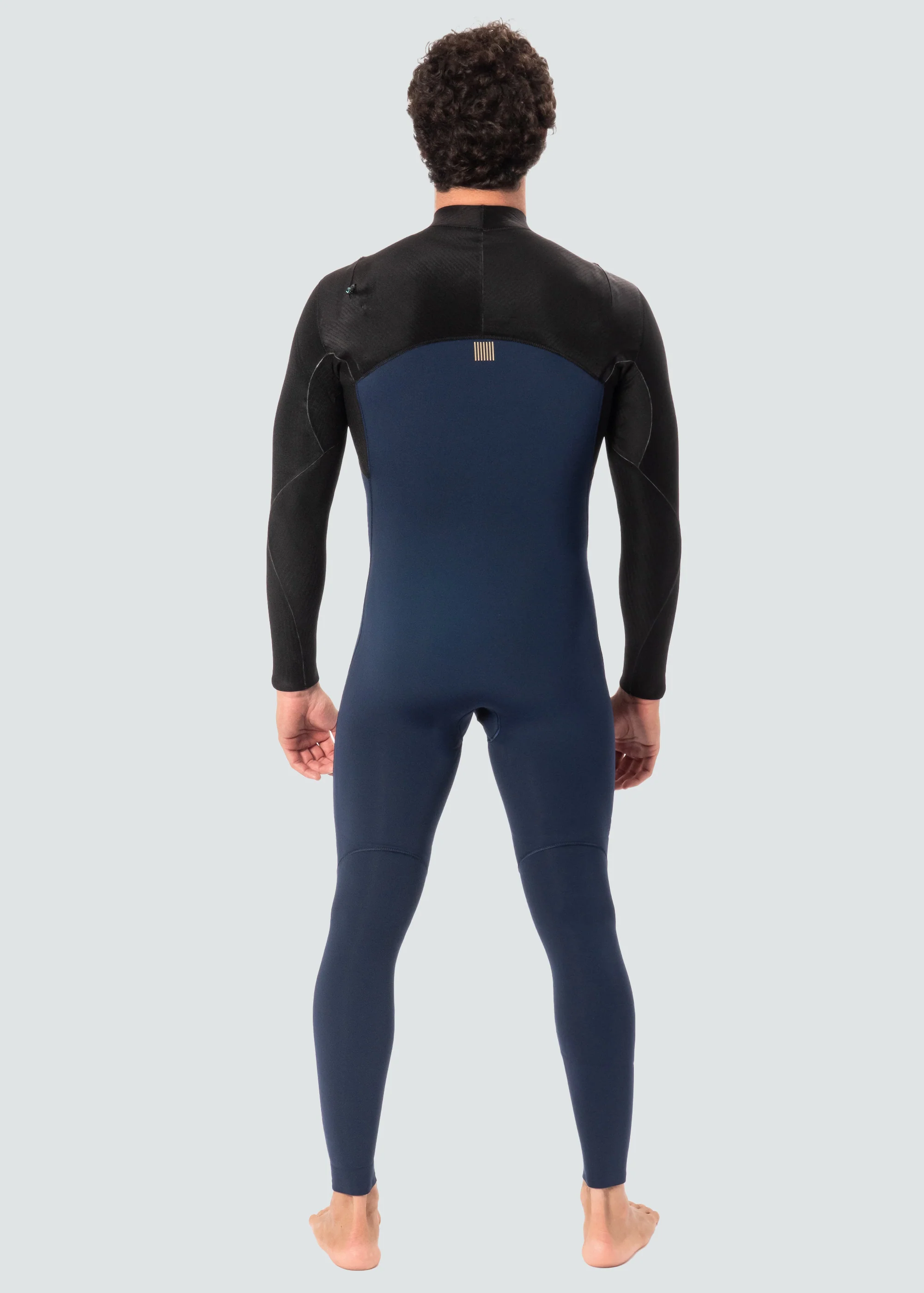 New Seas 3-2 U-Zip Wetsuit - Midnight - Image 4